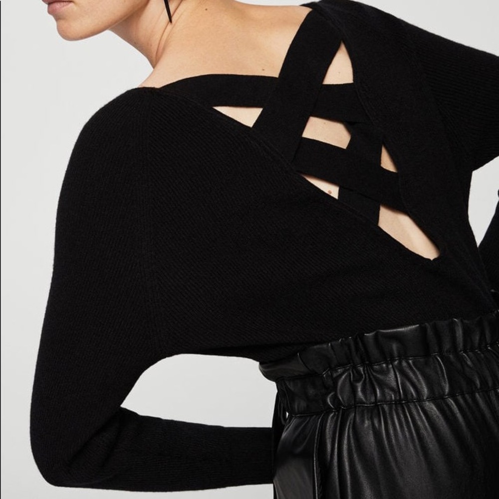 Mango back vent black sweater XS